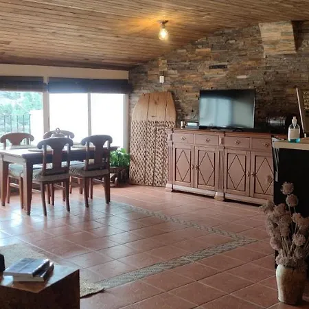 Apartment Buhardilla Rustica Muy Acogedora